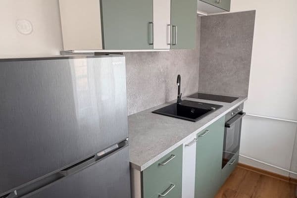 Pronájem bytu 1+kk 30 m², Karla IV., Pardubice Pronájem bytu 1+kk 30 m², Karla IV., Pardubice