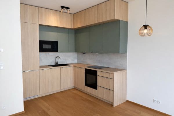 Pronájem bytu 2+kk 55 m², V Třešňovce, Praha Pronájem bytu 2+kk 55 m², V Třešňovce, Praha