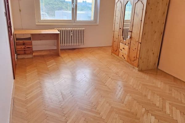 Pronájem bytu 2+1 68 m², Opálkova, Brno Pronájem bytu 2+1 68 m², Opálkova, Brno