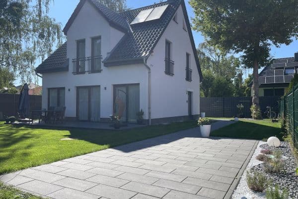 Prodej domu 160 m², pozemek 420 m², Berlin, Berlín Prodej domu 160 m², pozemek 420 m², Berlin, Berlín