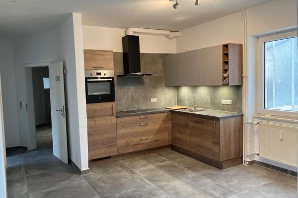 Pronájem bytu 3+1 101 m², Aschaffenburg Pronájem bytu 3+1 101 m², Aschaffenburg