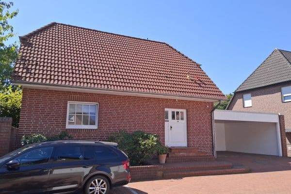 Prodej domu 121 m², pozemek 624 m², Hannover, Dolní Sasko Prodej domu 121 m², pozemek 624 m², Hannover, Dolní Sasko