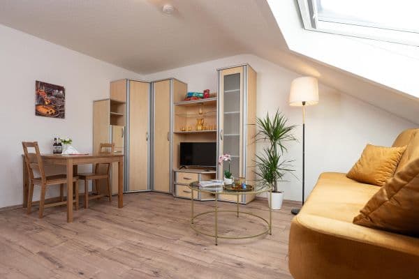 Pronájem bytu 2+1 49 m², Josef-Görres-Straße 41, Kirn Pronájem bytu 2+1 49 m², Josef-Görres-Straße 41, Kirn