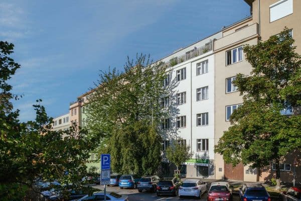 Pronájem bytu 2+kk 44 m², Hollarovo náměstí, Praha Pronájem bytu 2+kk 44 m², Hollarovo náměstí, Praha
