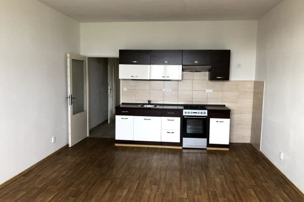 Pronájem bytu 1+kk 30 m², Oblouková, Praha Pronájem bytu 1+kk 30 m², Oblouková, Praha