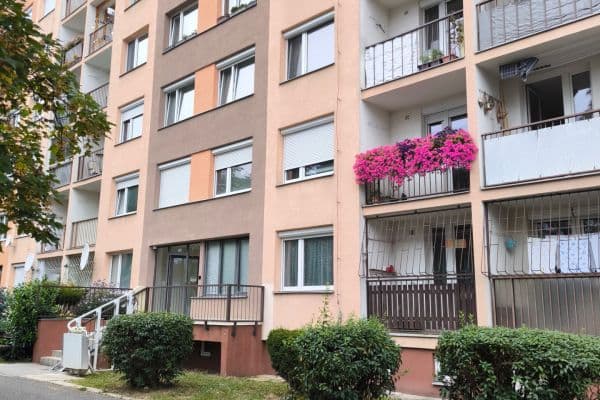 Pronájem bytu 3+1 68 m², Štichova, Praha Pronájem bytu 3+1 68 m², Štichova, Praha