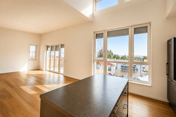 Prodej bytu 4+1 156 m², Lindenstraße 7c, Teltow Prodej bytu 4+1 156 m², Lindenstraße 7c, Teltow