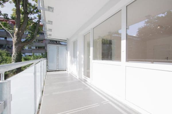 Pronájem bytu 3+1 90 m², Arnold-Schönberg-Str. 5, Düsseldorf, Severní Porýní-Vestfálsko Pronájem bytu 3+1 90 m², Arnold-Schönberg-Str. 5, Düsseldorf, Severní Porýní-Vestfálsko