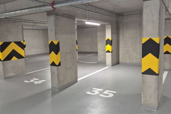 Pronájem garáže 15 m², Křižíkova, Praha Pronájem garáže 15 m², Křižíkova, Praha