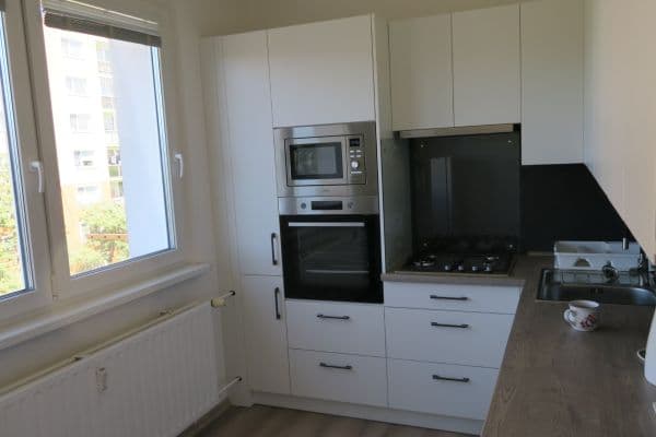 Pronájem bytu 2+1 56 m², Mikovcova, Česká Lípa Pronájem bytu 2+1 56 m², Mikovcova, Česká Lípa