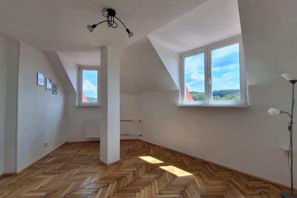 Pronájem bytu 2+1 47 m², Legionářů, Příbram Pronájem bytu 2+1 47 m², Legionářů, Příbram