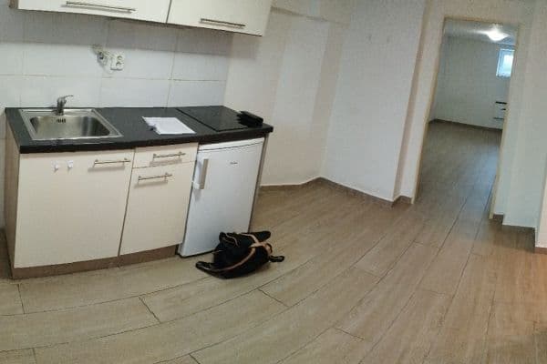 Pronájem bytu 1+1 29 m², Šperlova, Praha Pronájem bytu 1+1 29 m², Šperlova, Praha