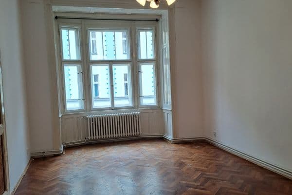 Pronájem bytu 3+1 110 m², Kafkova, Praha Pronájem bytu 3+1 110 m², Kafkova, Praha