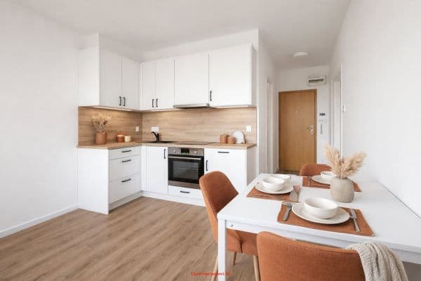 Pronájem bytu 1+1 37 m², K Hájku, Frýdek-Místek Pronájem bytu 1+1 37 m², K Hájku, Frýdek-Místek