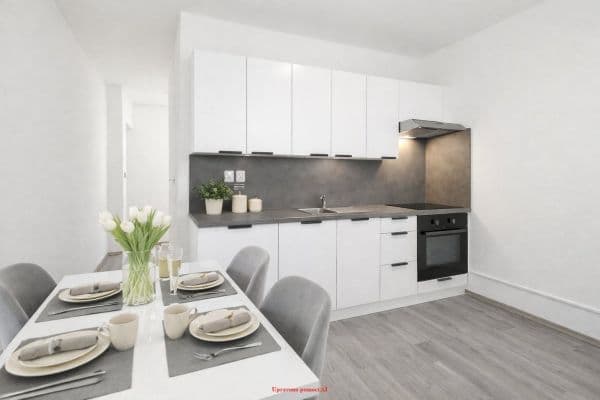 Pronájem bytu 2+1 59 m², Bruzovská, Frýdek-Místek Pronájem bytu 2+1 59 m², Bruzovská, Frýdek-Místek