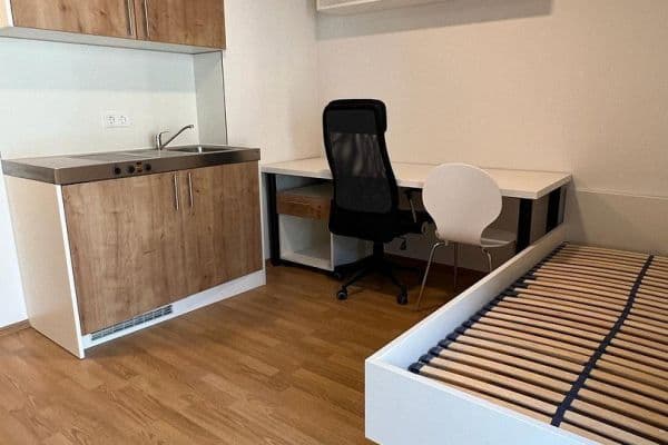 Pronájem bytu 1+1 24 m², Künhoferstraße 22, Nürnberg Pronájem bytu 1+1 24 m², Künhoferstraße 22, Nürnberg