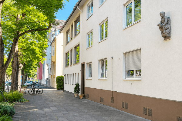 Prodej bytu 2+1 42 m², Köln, Severní Porýní-Vestfálsko Prodej bytu 2+1 42 m², Köln, Severní Porýní-Vestfálsko