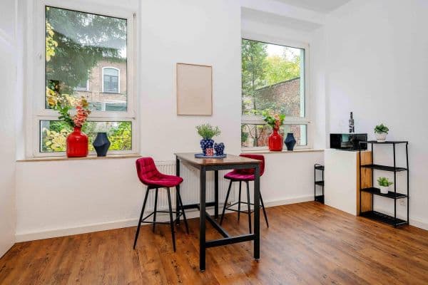 Pronájem bytu 2+1 78 m², Liebigstr 24, Düsseldorf, Severní Porýní-Vestfálsko Pronájem bytu 2+1 78 m², Liebigstr 24, Düsseldorf, Severní Porýní-Vestfálsko