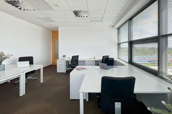 Pronájem kanceláře 30 m², Holandská, Brno, Jihomoravský kraj Pronájem kanceláře 30 m², Holandská, Brno, Jihomoravský kraj