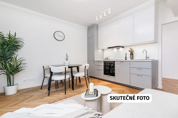 Prodej bytu 2+kk 41 m², Jakutská, Praha, Praha Prodej bytu 2+kk 41 m², Jakutská, Praha, Praha