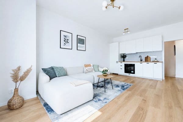 Prodej bytu 2+kk 52 m², Petrohradská, Praha Prodej bytu 2+kk 52 m², Petrohradská, Praha