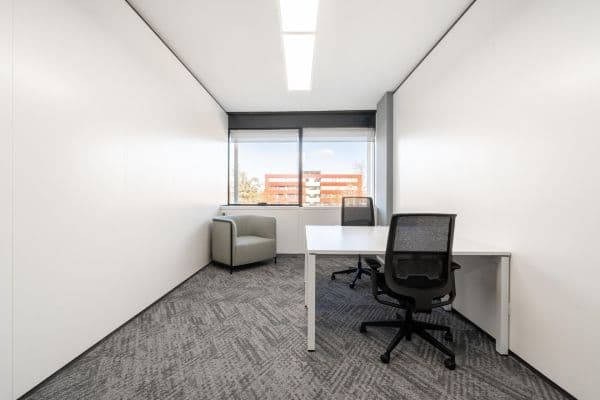 Pronájem kanceláře 50 m², Kačírkova, Praha Pronájem kanceláře 50 m², Kačírkova, Praha