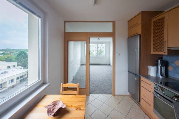 Pronájem bytu 3+1 66 m², Travná, Praha Pronájem bytu 3+1 66 m², Travná, Praha