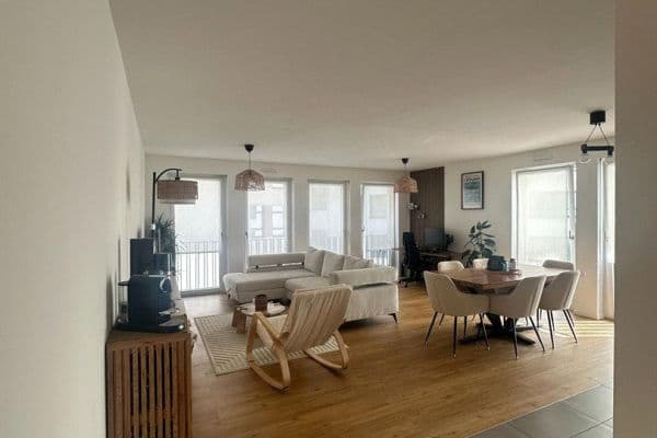 Pronájem bytu 2+1 70 m², Frankfurt am Main Pronájem bytu 2+1 70 m², Frankfurt am Main