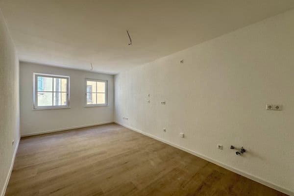 Pronájem bytu 3+1 62 m², Haupstraße 21, Bad Wimpfen, Bádensko-Württembersko Pronájem bytu 3+1 62 m², Haupstraße 21, Bad Wimpfen, Bádensko-Württembersko