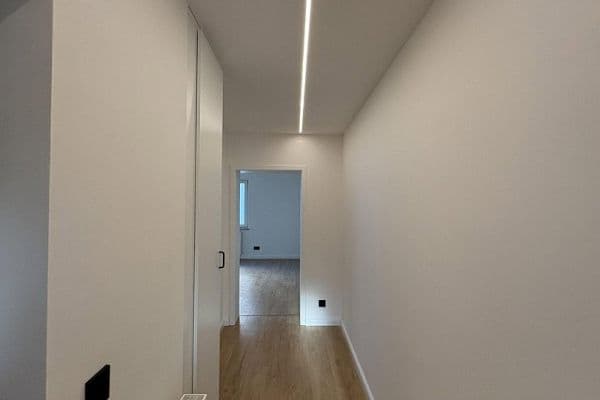 Pronájem bytu 2+1 58 m², Adlerstraße 23, Stuttgart, Bádensko-Württembersko Pronájem bytu 2+1 58 m², Adlerstraße 23, Stuttgart, Bádensko-Württembersko