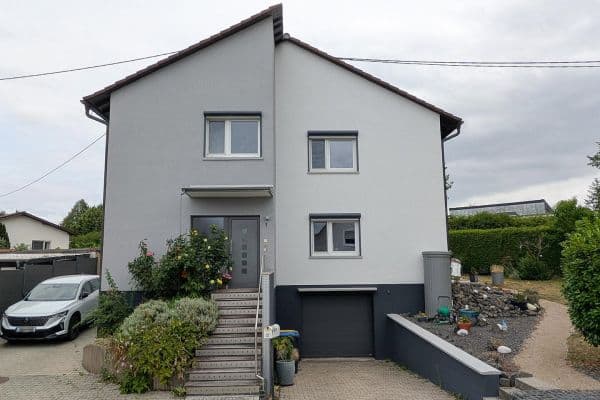 Prodej domu 186 m², pozemek 737 m², Friedrich-Ebert-Str. 1, Limeshain Prodej domu 186 m², pozemek 737 m², Friedrich-Ebert-Str. 1, Limeshain