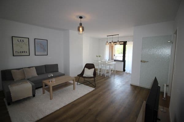 Pronájem bytu 2+1 62 m², Sportplatzstraße, Köln, Severní Porýní-Vestfálsko Pronájem bytu 2+1 62 m², Sportplatzstraße, Köln, Severní Porýní-Vestfálsko