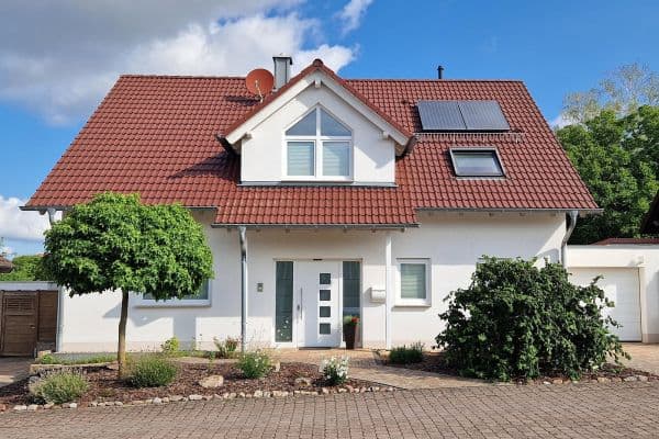 Prodej domu 180 m², pozemek 580 m², Mandelbachtal Prodej domu 180 m², pozemek 580 m², Mandelbachtal