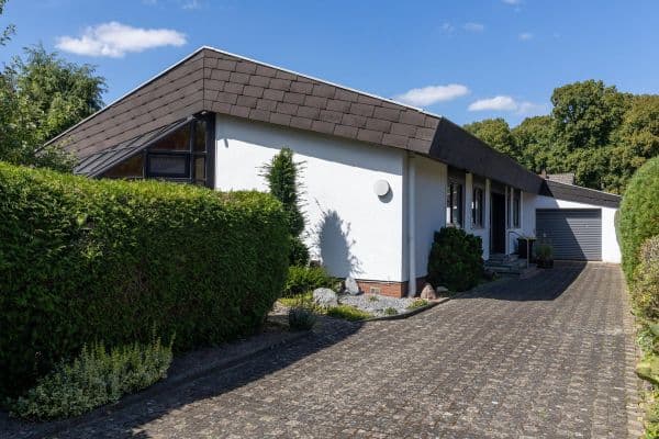 Prodej domu 133 m², pozemek 792 m², Bad Oeynhausen Prodej domu 133 m², pozemek 792 m², Bad Oeynhausen