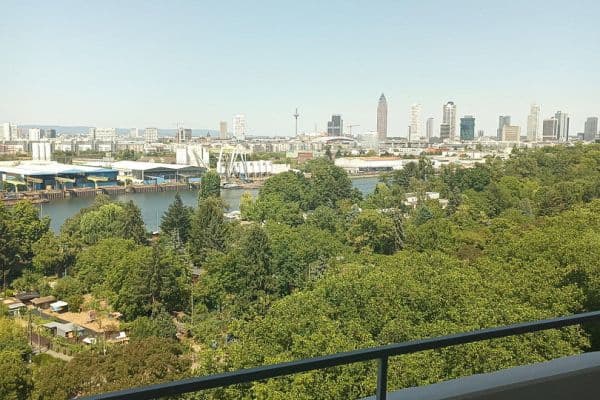 Pronájem bytu 3+kk 91 m², Im Mainfeld 23, Frankfurt Pronájem bytu 3+kk 91 m², Im Mainfeld 23, Frankfurt