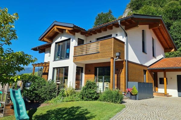 Prodej domu 241 m², pozemek 946 m², Schneizlreuth, Bavorsko Prodej domu 241 m², pozemek 946 m², Schneizlreuth, Bavorsko