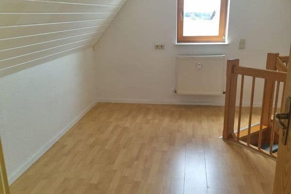 Pronájem bytu 3+1 76 m², Hauptstr. 17, Neuweiler-Breitenberg Pronájem bytu 3+1 76 m², Hauptstr. 17, Neuweiler-Breitenberg