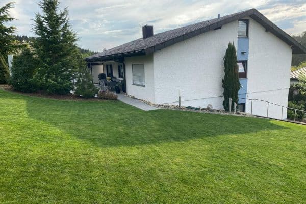 Prodej domu 160 m², pozemek 950 m², Hainstraße 15, Billigheim Prodej domu 160 m², pozemek 950 m², Hainstraße 15, Billigheim