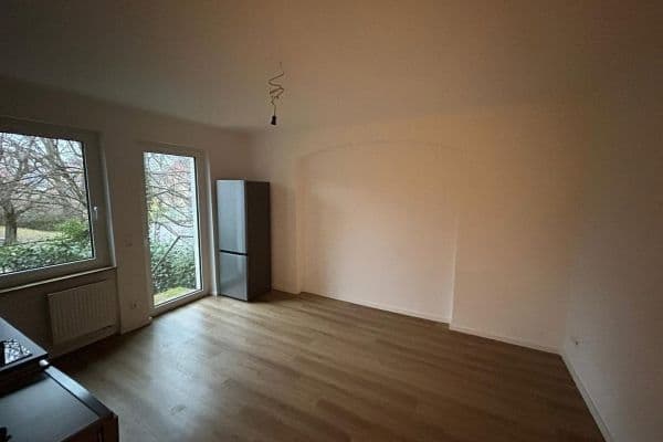 Pronájem bytu 2+1 48 m², Paulusstr. 22, Stuttgart, Bádensko-Württembersko Pronájem bytu 2+1 48 m², Paulusstr. 22, Stuttgart, Bádensko-Württembersko