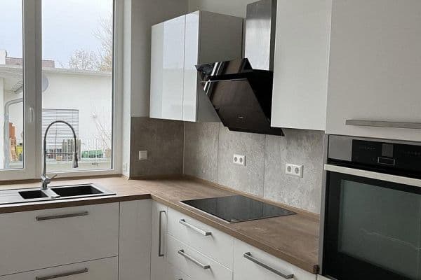 Pronájem bytu 2+1 68 m², Günzburg, Bavorsko Pronájem bytu 2+1 68 m², Günzburg, Bavorsko