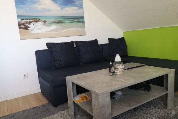 Pronájem bytu 1+1 33 m², Neuenweg 9, Bergisch Gladbach Pronájem bytu 1+1 33 m², Neuenweg 9, Bergisch Gladbach