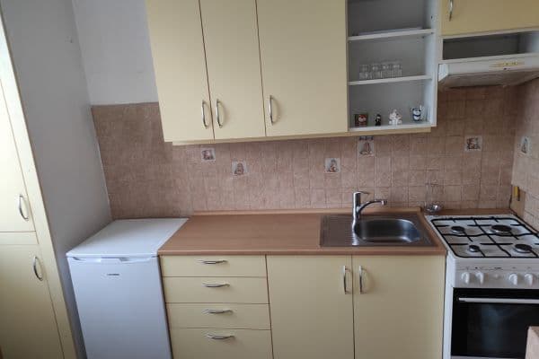 Pronájem bytu 2+1 43 m², Stiborova, Olomouc Pronájem bytu 2+1 43 m², Stiborova, Olomouc