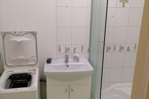Pronájem bytu 1+1 40 m², Němcovej, Košice Pronájem bytu 1+1 40 m², Němcovej, Košice