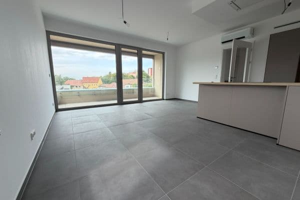 Pronájem bytu 4+kk 86 m², Praha Pronájem bytu 4+kk 86 m², Praha