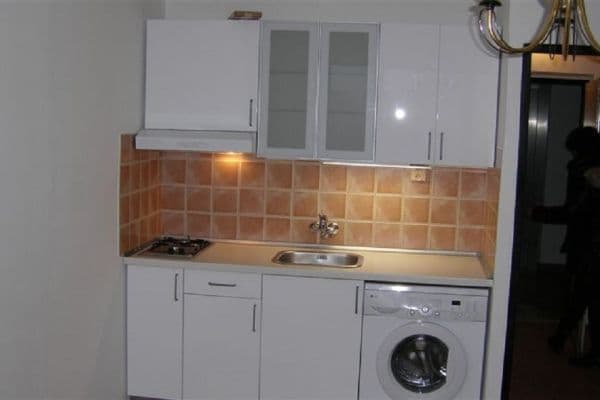 Prodej bytu 1+kk 24 m², Vavřenova, Praha Prodej bytu 1+kk 24 m², Vavřenova, Praha