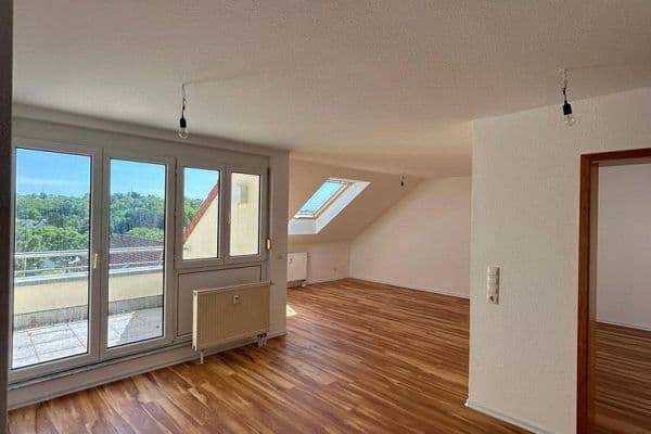Pronájem bytu 3+1 85 m², Helga-Barth-Straße 7, Bretten Pronájem bytu 3+1 85 m², Helga-Barth-Straße 7, Bretten