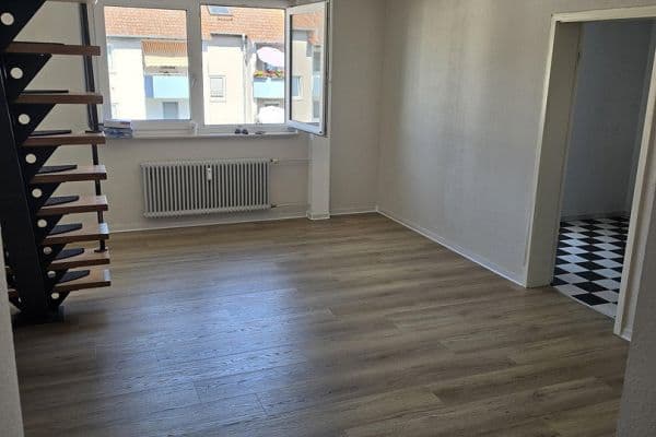 Prodej bytu 4+1 113 m², Ludwigshafen Prodej bytu 4+1 113 m², Ludwigshafen