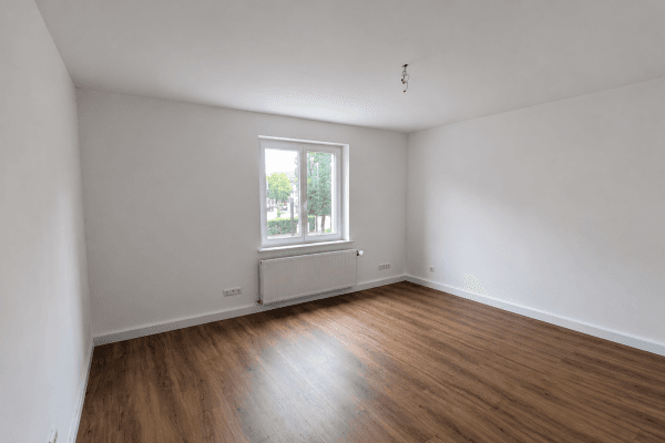 Pronájem bytu 3+1 79 m², Ekkehardstraße 51, Singen (Hohentwiel) Pronájem bytu 3+1 79 m², Ekkehardstraße 51, Singen (Hohentwiel)