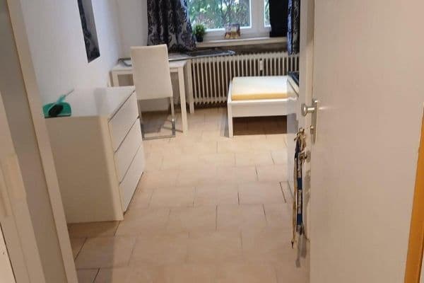 Pronájem bytu 1+1 14 m², Rodheimer Straße 93, Gießen, Hessen Pronájem bytu 1+1 14 m², Rodheimer Straße 93, Gießen, Hessen