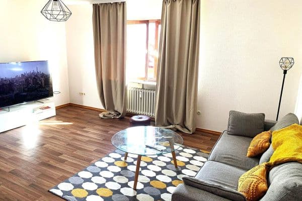 Pronájem bytu 3+1 86 m², Ludwigshafen Pronájem bytu 3+1 86 m², Ludwigshafen